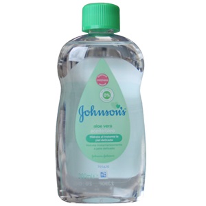 J&J BB OIL W/ALOE 300 ML C/24